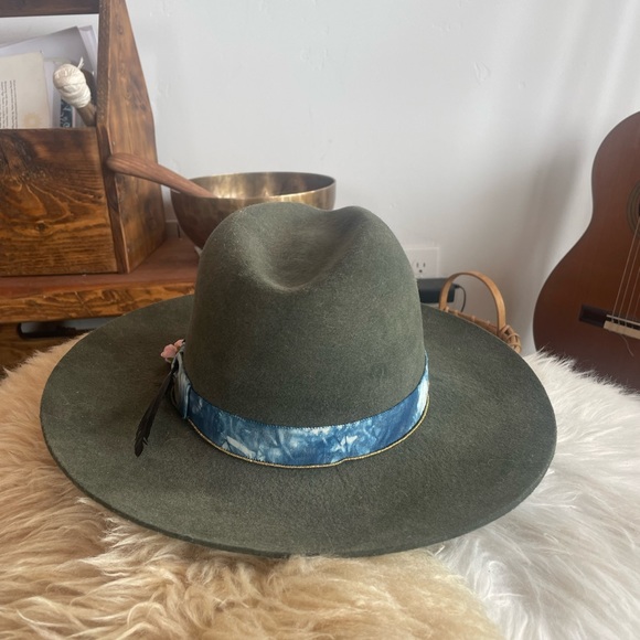 HAMPUI hats Lucy in the Sky felt wool hat medium - Picture 2 of 8